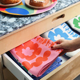 Super Clean Flowers Pink/Warm Red Tea Towel