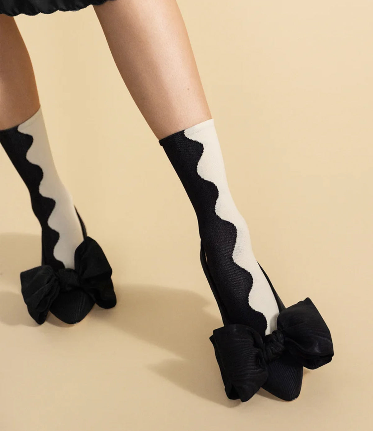 Hansel from Basel Gemini Sporty Crew Socks - Black/Cream